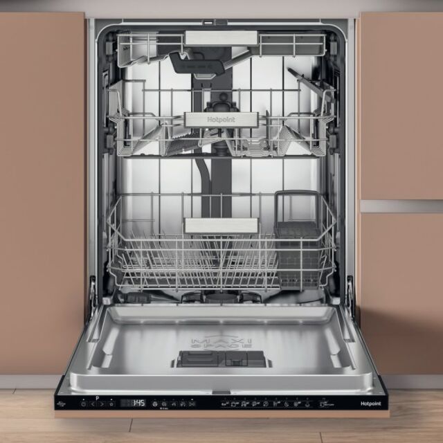 Hotpoint H8IHP42LUK Fully Integrated 60Cm Dishwasher - Black Control Panel