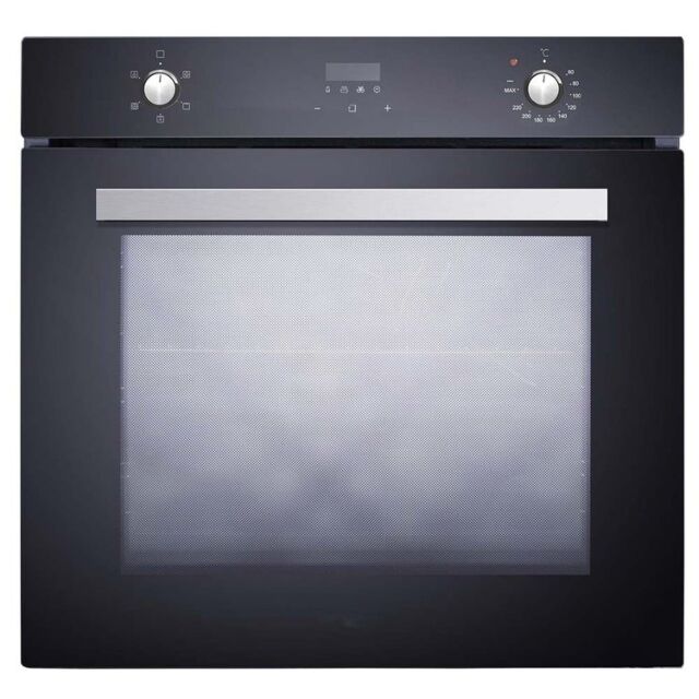 Teknix BITK63ESB 68 Litre Capacity, Clock, 1 Shelf/1 Tray, 13Ampplug Attached, Push In/Out Controls,